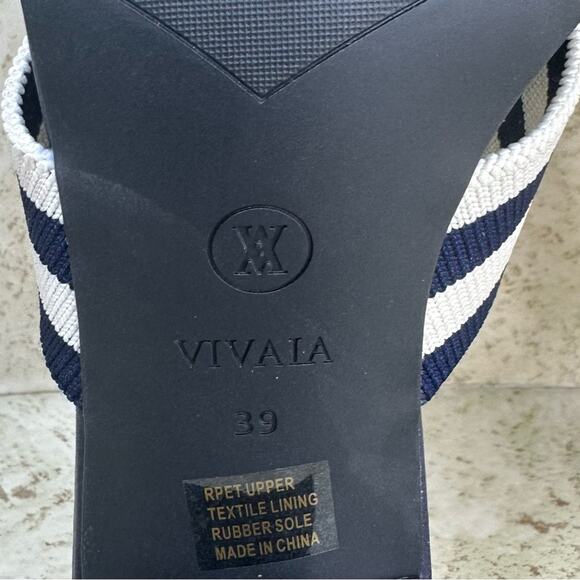 VIVAIA Womens Sz 39 Jennifer Square-Toe Block Heel Criss-Cross Navy White Sandal - Picture 13 of 14